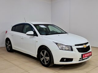 2012 Chevrolet Cruze I, белый, 595000 рублей, вид 3