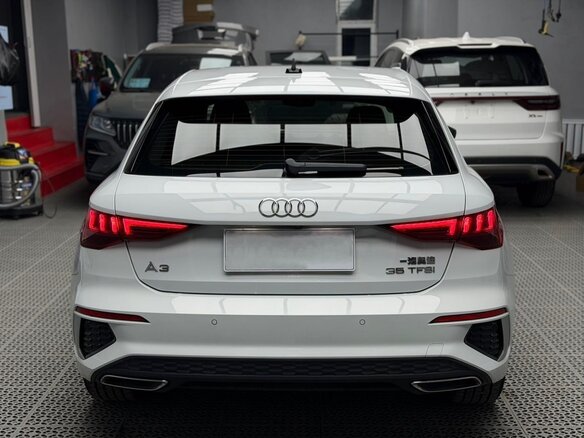 2022 Audi A3 Sportback 35 TFSI IV (8Y), белый, 2255000 рублей - вид 5