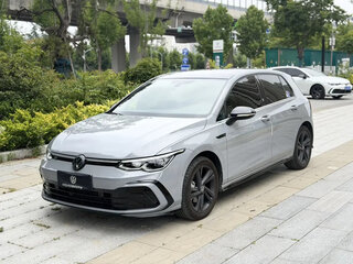 2023 Volkswagen Golf VIII, серый, 1816009 рублей, вид 1