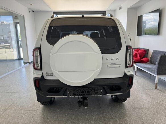 2026 Lada (ВАЗ) Niva Travel I Рестайлинг, белый, 1789000 рублей - вид 4