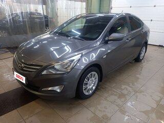 2015 Hyundai Solaris I Рестайлинг, серый, 750000 рублей, вид 1
