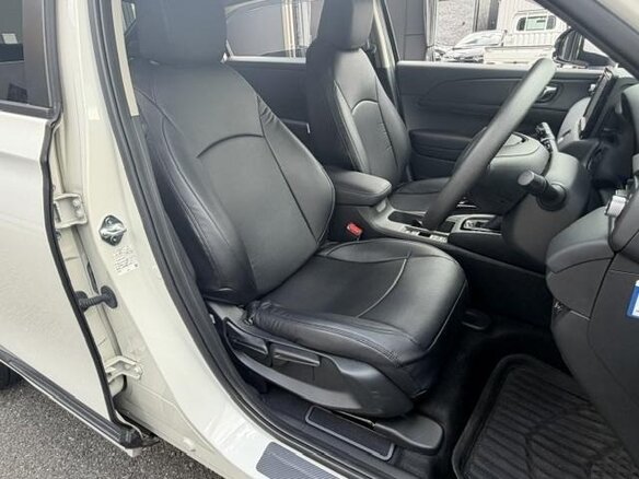 2022 Honda Vezel II, белый, 1760000 рублей - вид 7