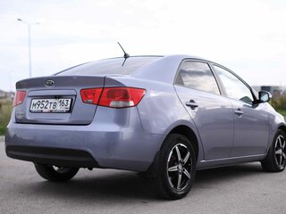 2009 Kia Cerato 4-speed II, серый, 800000 рублей, вид 5
