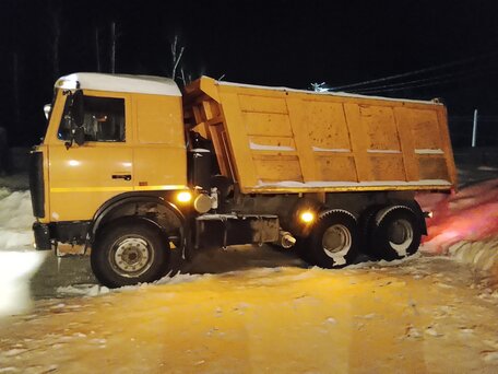 2018 МАЗ 5516, жёлтый, 2800000 рублей, вид 2