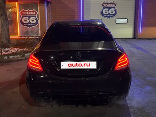 2015 Mercedes-Benz C-Класс 200 IV (W205), чёрный, 2150000 рублей, вид 4