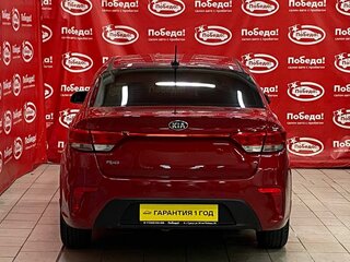 2019 Kia Rio IV, красный, 1349000 рублей, вид 2