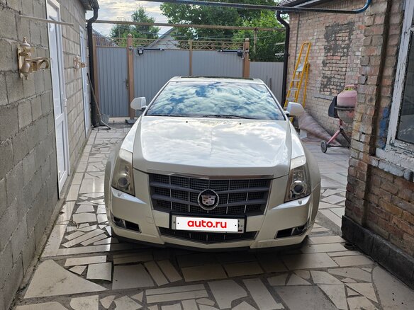 2011 Cadillac CTS II, белый, 1200000 рублей