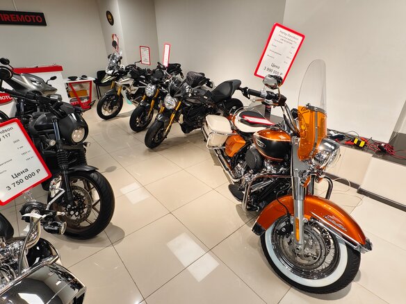 2025 Harley-Davidson CVO Road Glide, фиолетовый, 4740000 рублей - вид 23