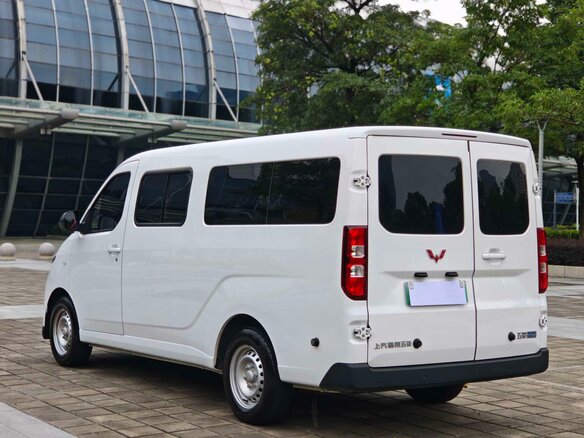2026 Wuling Yangguang, белый, 1590000 рублей - вид 5