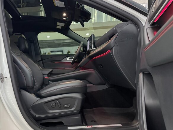 2025 Ford Explorer VI Рестайлинг, белый, 6990000 рублей - вид 6