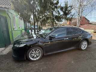 2020 Toyota Camry VIII (XV70), чёрный, 2750000 рублей, вид 2