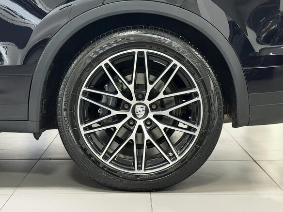 2015 Porsche Cayenne II Рестайлинг (958), чёрный, 4950000 рублей - вид 18