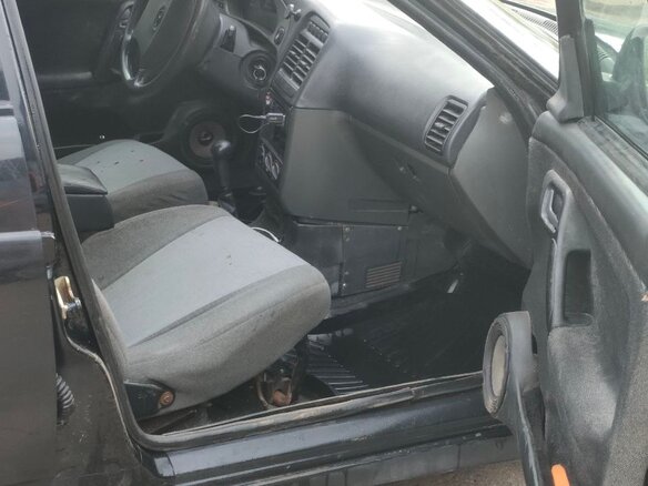 2007 Lada (ВАЗ) 2112, серый, 85000 рублей - вид 6