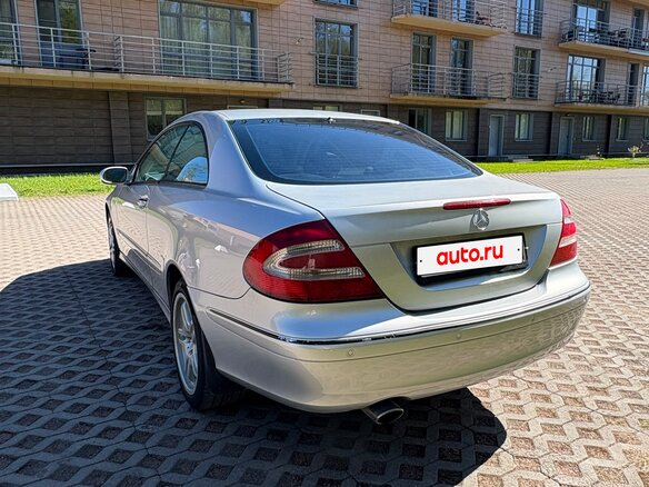 2004 Mercedes-Benz CLK-Класс 200 II (W209), серебристый, 1150000 рублей - вид 3