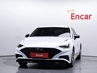 2022 Hyundai Sonata VIII (DN8), белый, 1961000 рублей, вид 3