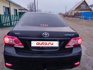 2010 Toyota Corolla X (E140, E150) Рестайлинг, чёрный, 830000 рублей, вид 3