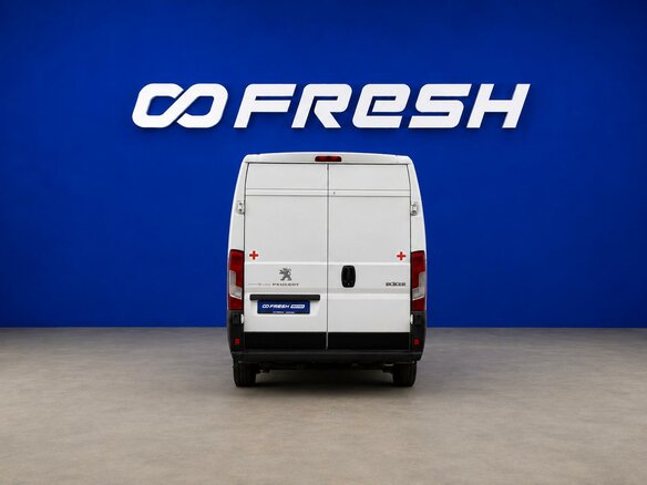 2018 Peugeot Boxer, белый, 2349077 рублей - вид 3