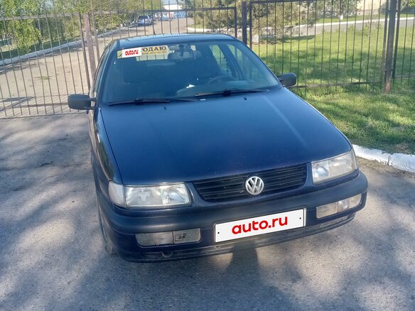 1994 Volkswagen Passat B4, синий, 165000 рублей - вид 2
