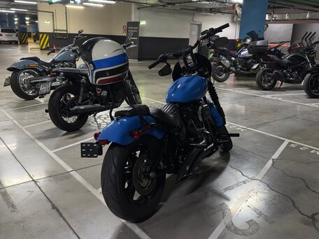 2022 Harley-Davidson Street Bob, синий, 1300000 рублей, вид 4