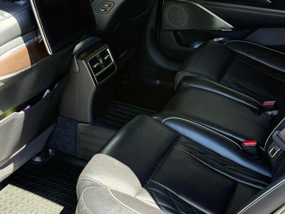 2020 Kia K900 II, чёрный, 3200000 рублей - вид 12