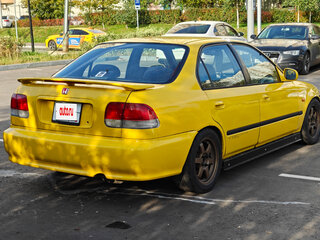 1997 Honda Civic VI, жёлтый, 750000 рублей, вид 5