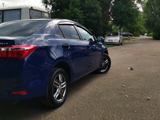 2013 Toyota Corolla XI (E160, E170, E180), синий, 1200000 рублей, вид 5