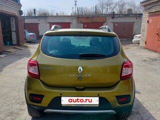 2017 Renault Sandero Stepway II, зелёный, 1200000 рублей, вид 3