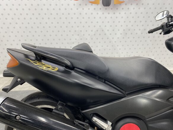 2004 Yamaha TMAX, чёрный, 320000 рублей - вид 16