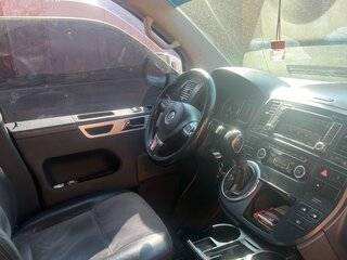 2012 Volkswagen Multivan T5 Рестайлинг, белый, 2480000 рублей, вид 4