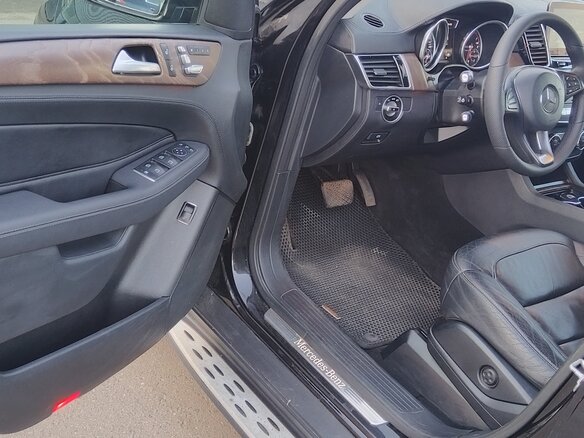 2016 Mercedes-Benz GLE 300 I (W166), чёрный, 3200000 рублей - вид 6