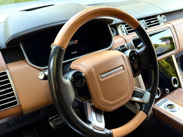 2019 Land Rover Range Rover IV Рестайлинг, белый, 7700000 рублей - вид 13