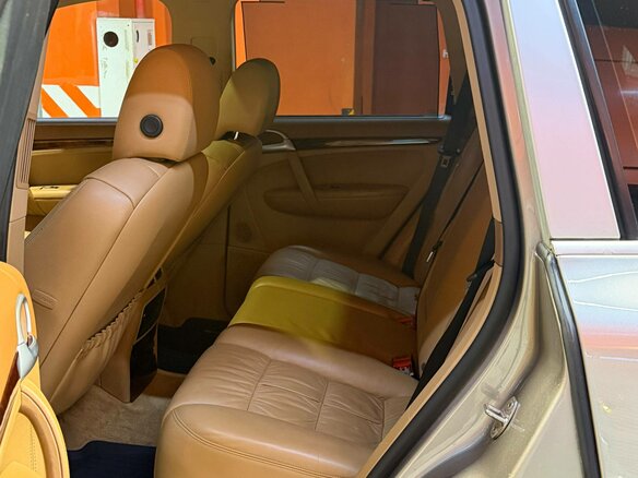 2007 Porsche Cayenne I Рестайлинг (957), бежевый, 1700000 рублей - вид 21