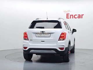 2020 Chevrolet Trax I Рестайлинг, белый, 1307000 рублей, вид 4