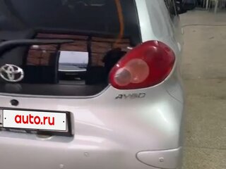 2008 Toyota Aygo I, серебристый, 355000 рублей, вид 2