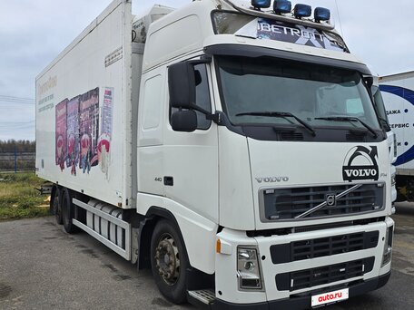 2004 Volvo FH, белый, 2800000 рублей, вид 3