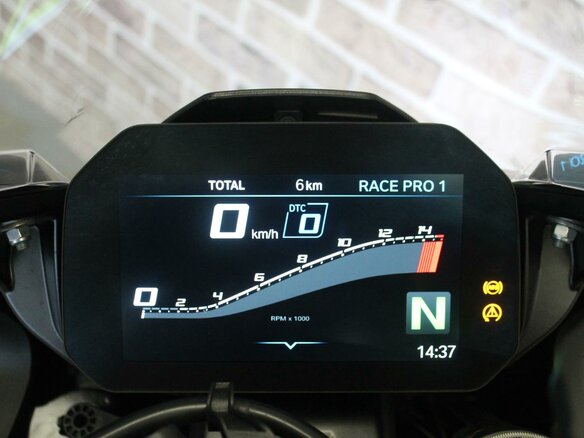 2024 BMW S 1000 RR, чёрный, 2240000 рублей - вид 8