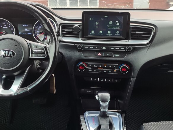 2018 Kia Ceed III, синий - вид 6