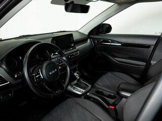2021 Kia Seltos I, чёрный, 2050000 рублей, вид 5