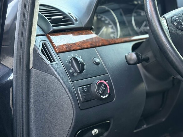 2012 Mercedes-Benz Viano Extralong L3 I (W639) Рестайлинг, чёрный, 2390000 рублей - вид 18