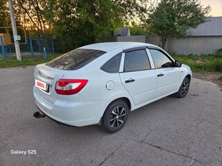 2015 Lada (ВАЗ) Granta I, белый, 500000 рублей, вид 3