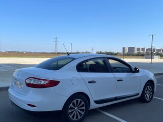 2010 Renault Fluence I, белый, 440000 рублей, вид 4