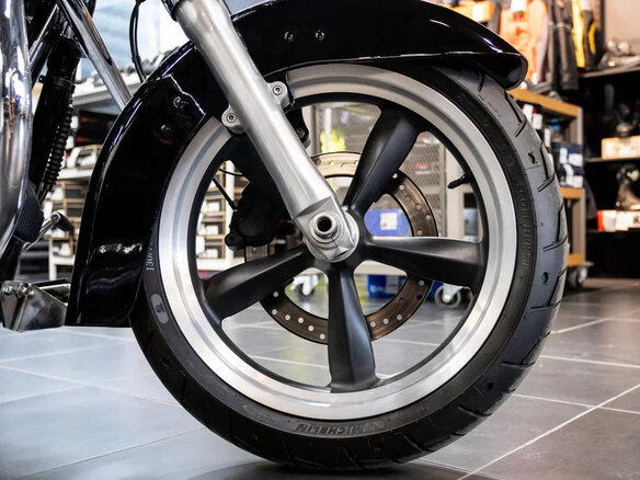 2014 Harley-Davidson Dyna Switchback, чёрный, 980000 рублей - вид 9