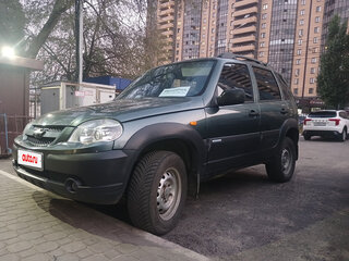 2009 Chevrolet Niva I Рестайлинг, серый, 640000 рублей, вид 3