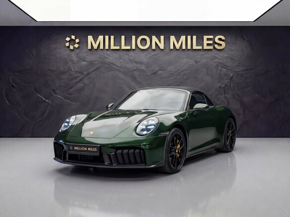 2026 Porsche 911 Carrera 4 GTS VIII (992) Рестайлинг, зелёный, 33200000 рублей