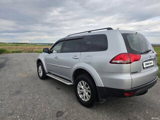 2014 Mitsubishi Pajero Sport II Рестайлинг, серебристый, 1500000 рублей, вид 3