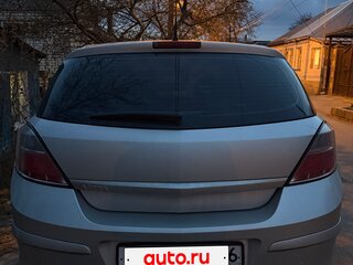 2011 Opel Astra H Рестайлинг, серебристый, 800000 рублей, вид 2