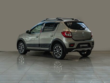 2016 Renault Sandero Stepway II, бежевый, 799544 рублей, вид 2