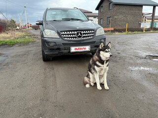 2008 Mercedes-Benz M-Класс 550 II (W164) Рестайлинг, чёрный, 1050000 рублей, вид 1