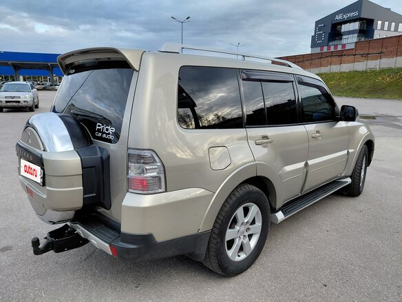 2008 Mitsubishi Pajero IV, бежевый, 1620000 рублей - вид 6