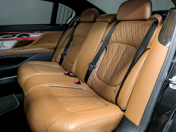 2022 BMW 7 серии Long 730Ld VI (G11/G12) Рестайлинг, чёрный, 6995000 рублей - вид 12
